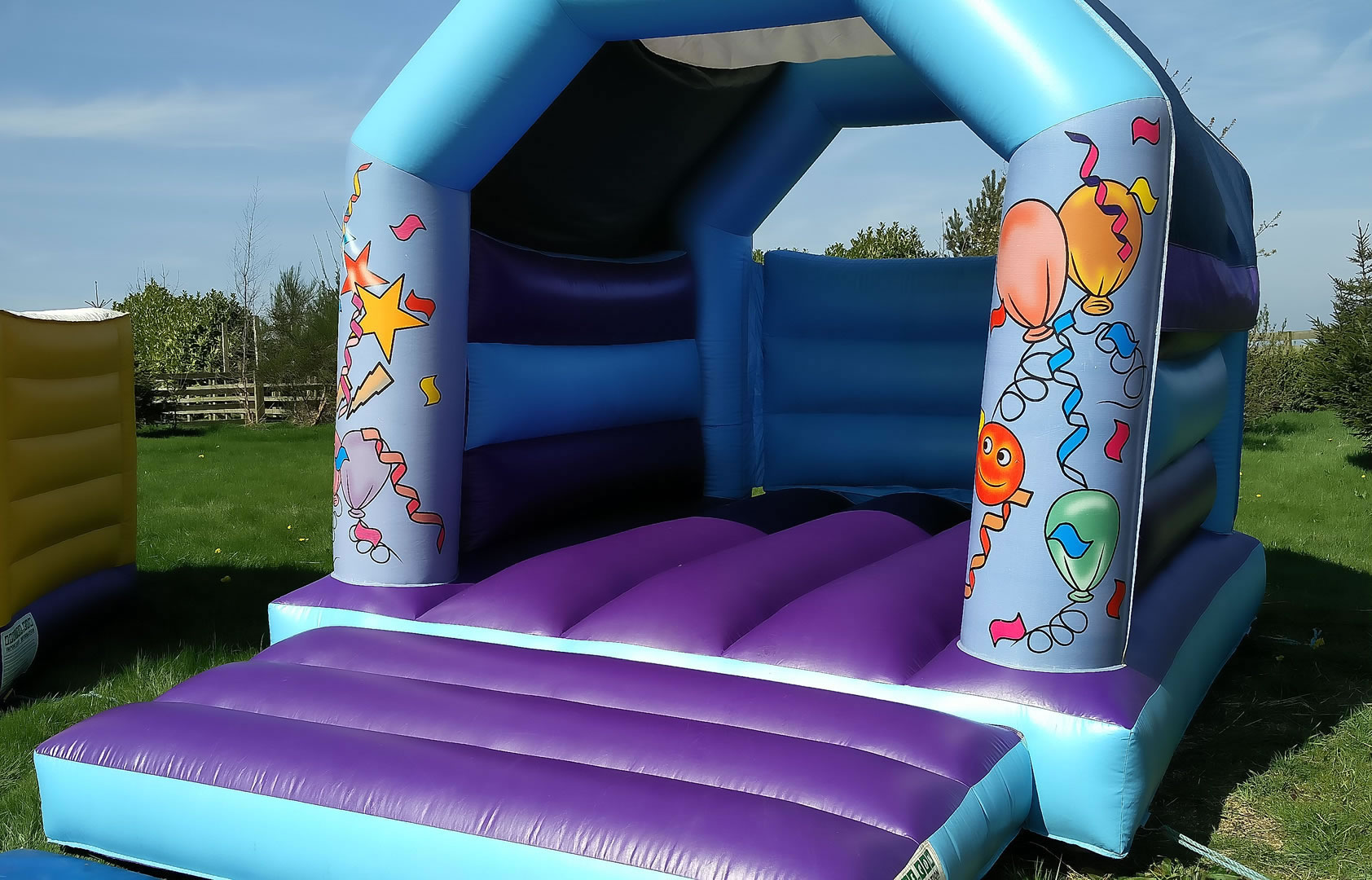 Blue Balloon Bouncy Castle Hire