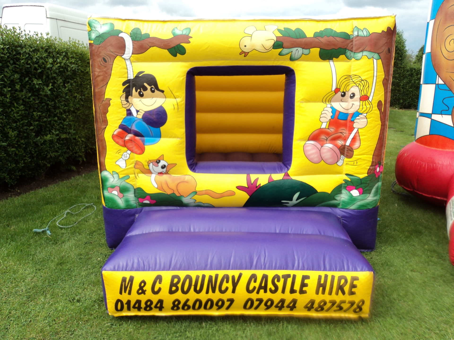Kiddie Kube Bouncy Castle Hire